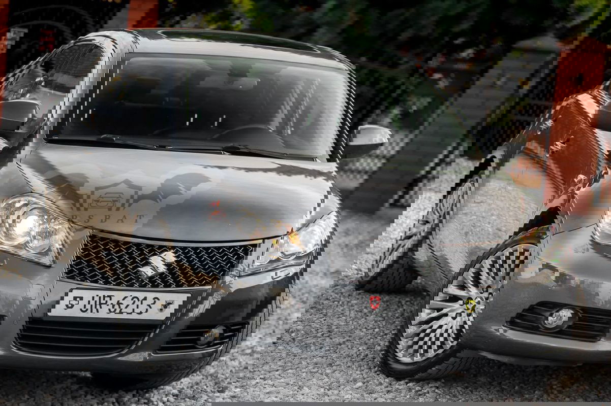Suzuki Kizashi 2.4 Sport 4WD CVT 2010