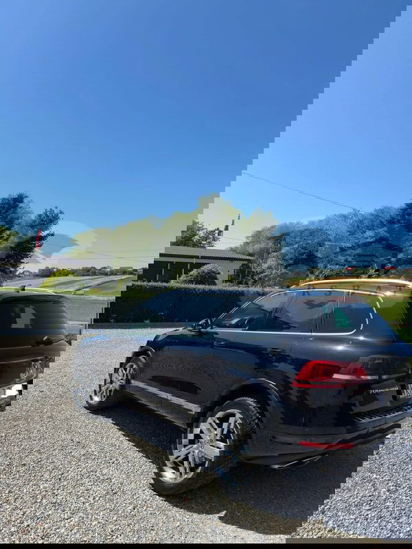 Volkswagen Touareg II 3.0 V6 TDI BMT R-Style 2013