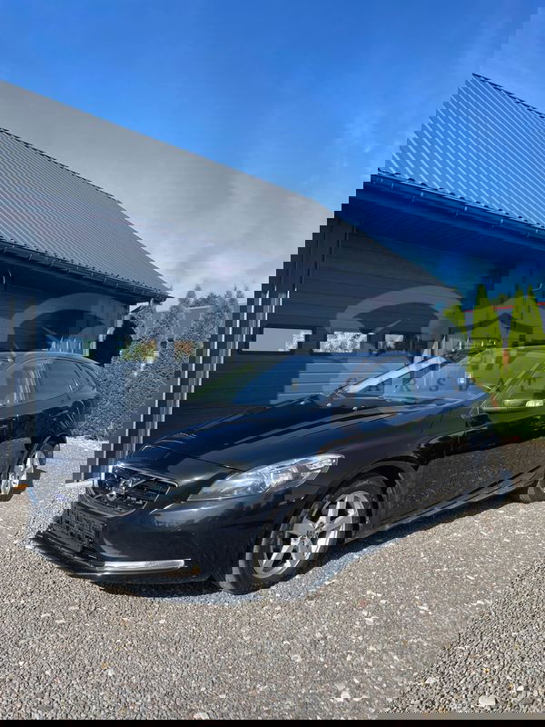 Volvo V40 II D2 2014