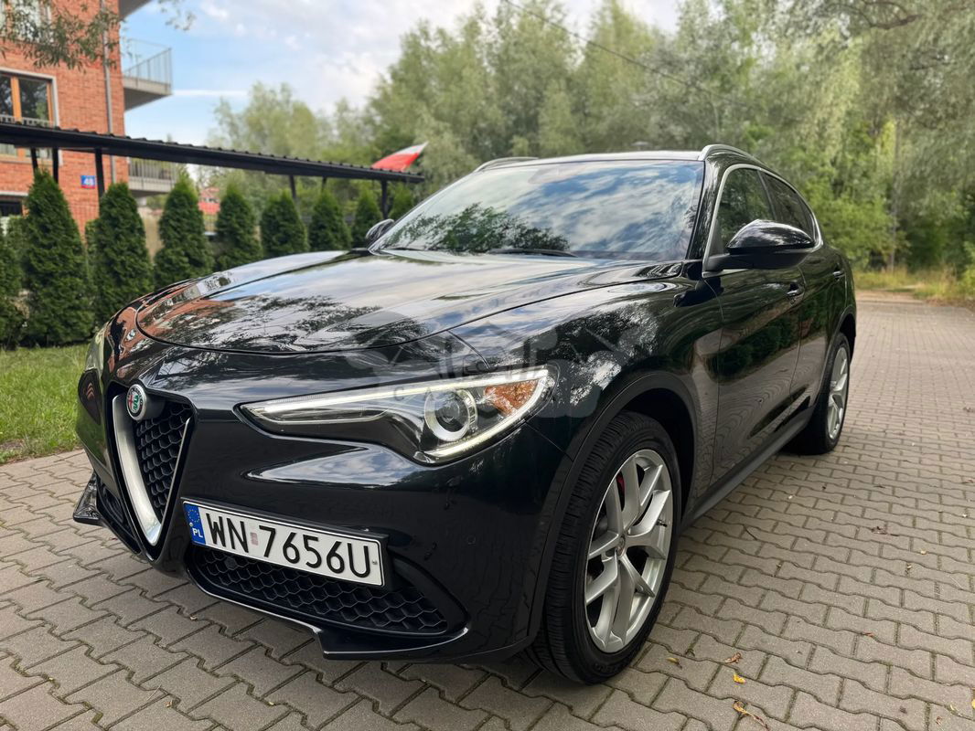 Alfa Romeo Stelvio 2.0 Turbo 16V AT8-Q4 Lusso Ti 2018