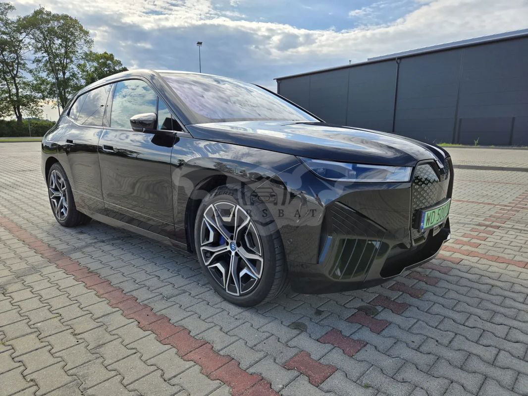 BMW iX xDrive40 76.6kWh 2024
