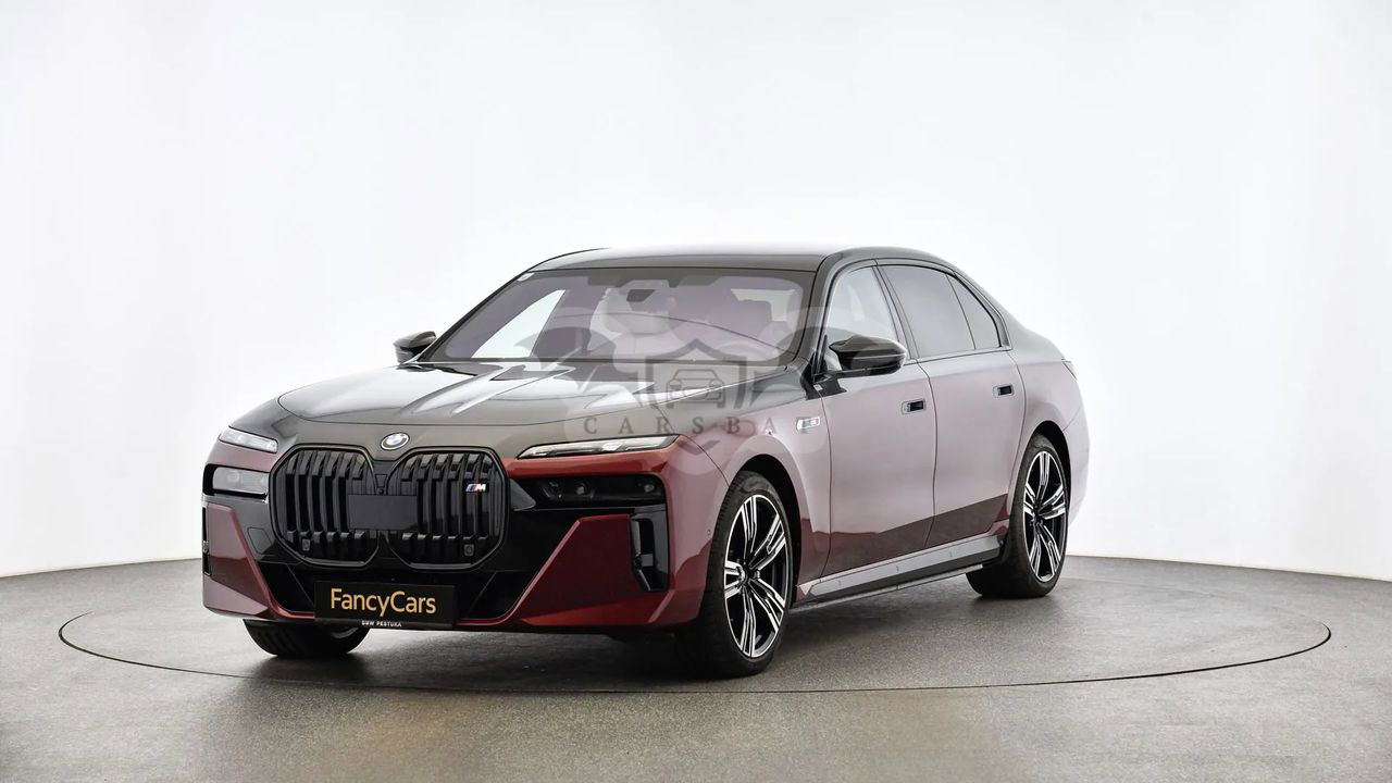BMW i7 M70 xDrive 2023