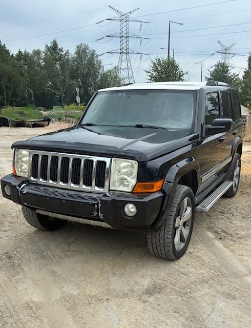 Jeep Commander 5.7 V8 HEMI Automatik Limited 2010