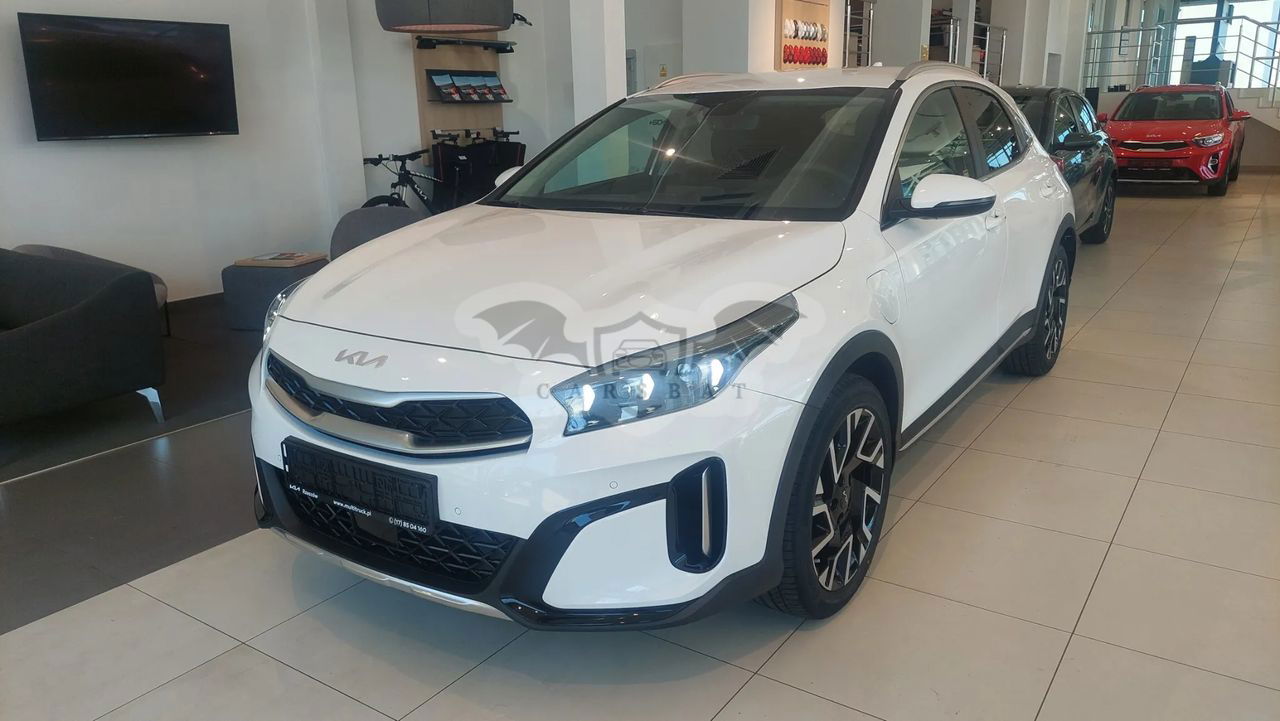 Kia XCeed 1.6 GDI PHEV Business Line DCT 2024