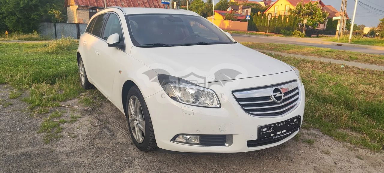 Opel Insignia A 2.0 CDTI Active 2010