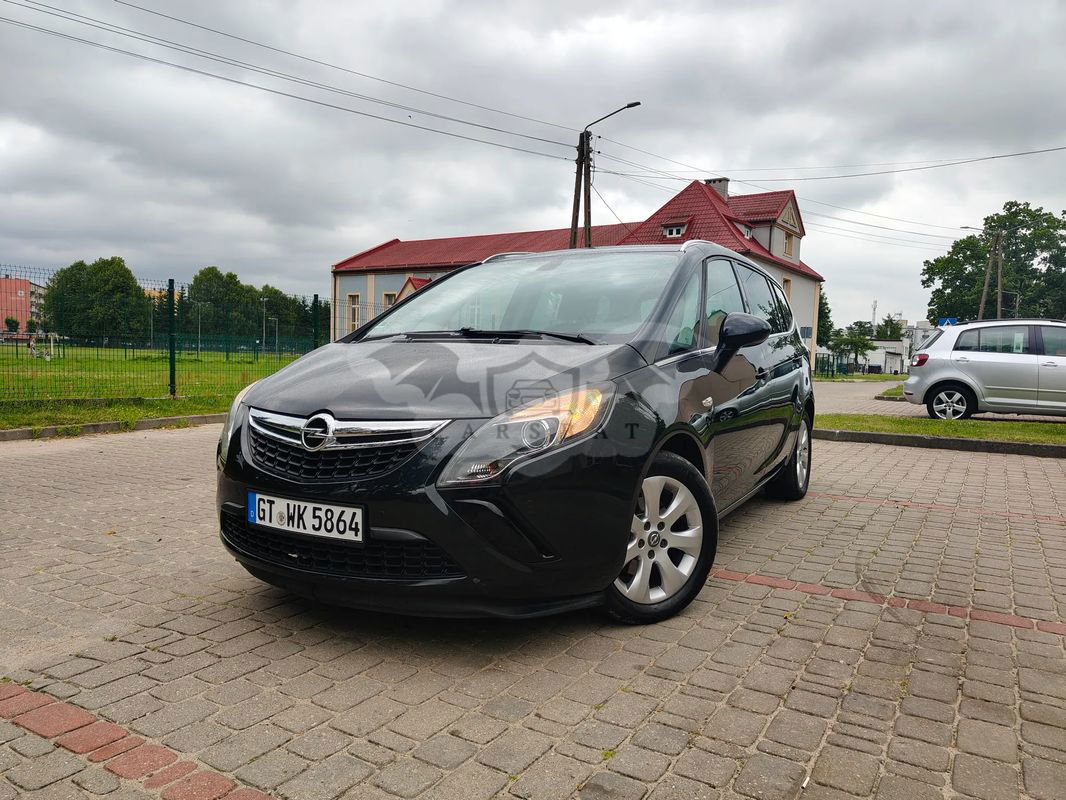 Opel Zafira C 1.4 Turbo Edition 2012