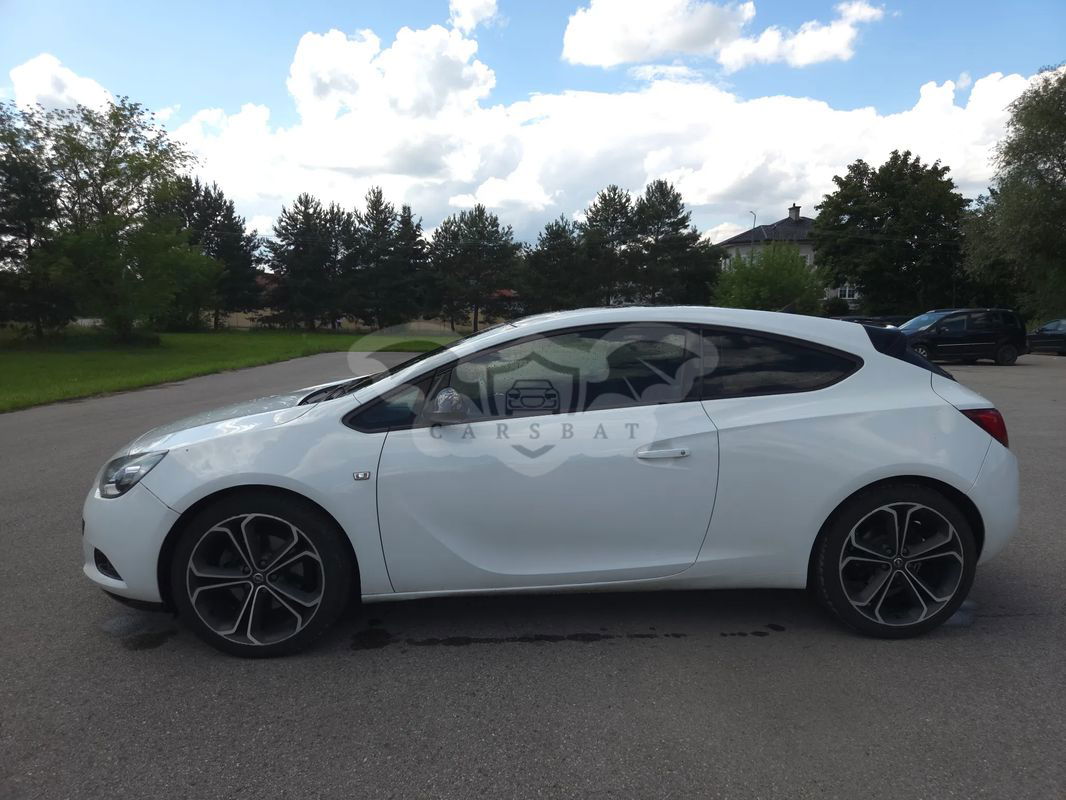 Opel Astra J GTC 1.7 CDTI DPF ecoFLEX Start/Stop 107g Active 2012