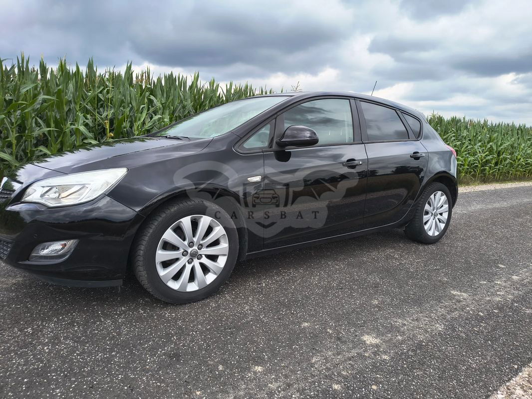 Opel Astra J 1.6 Active 2010