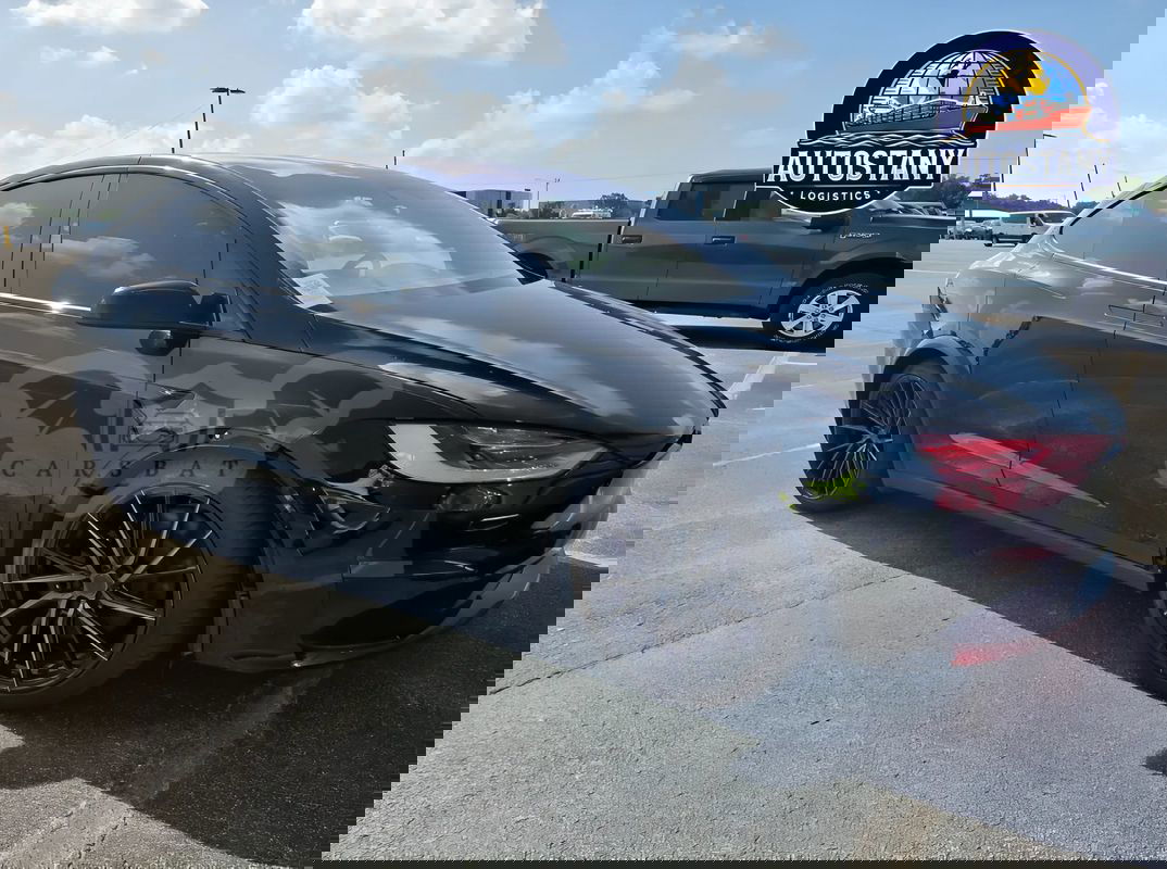 Tesla Model X 2022