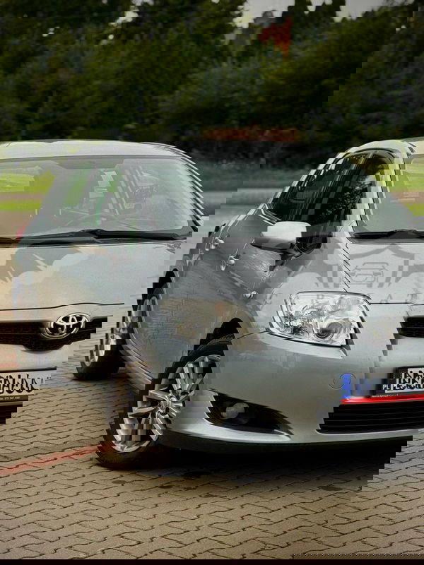 Toyota Auris I 1.33 VVT-i Terra 2009
