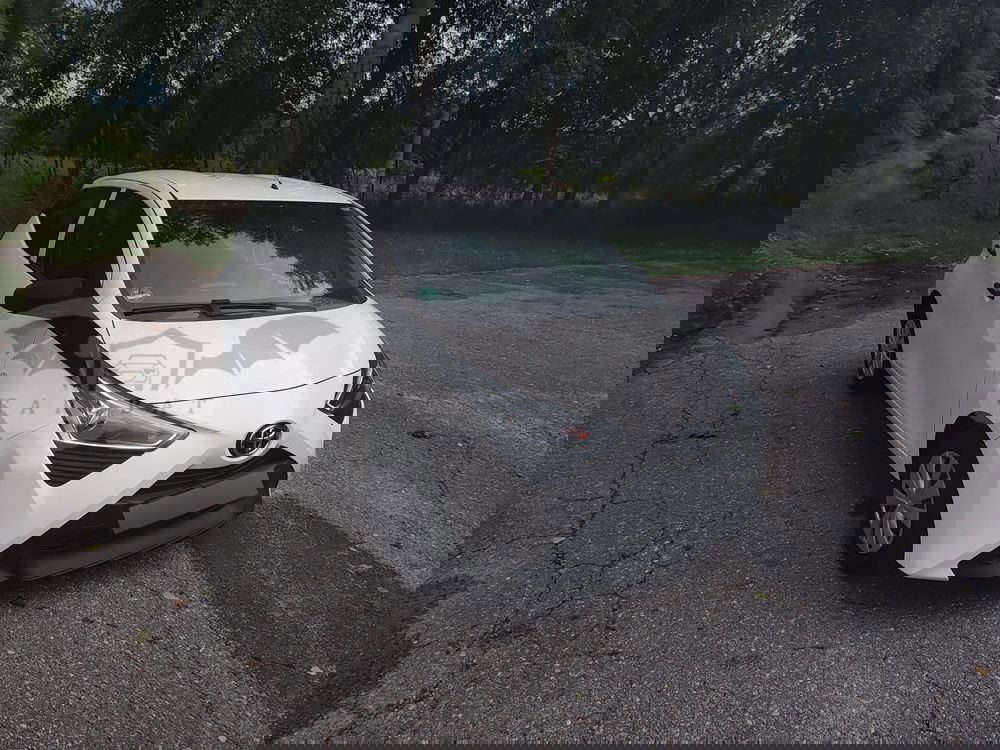 Toyota Aygo II x 2019
