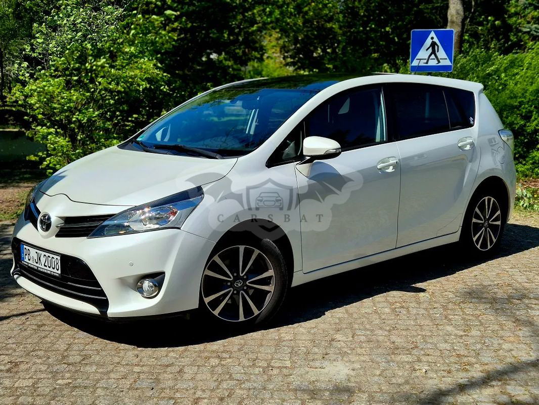Toyota Verso 1.8 5-Sitzer Life 2013