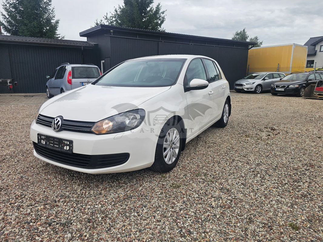 Volkswagen Golf VI 1.6 TDI DPF Comfortline 2011