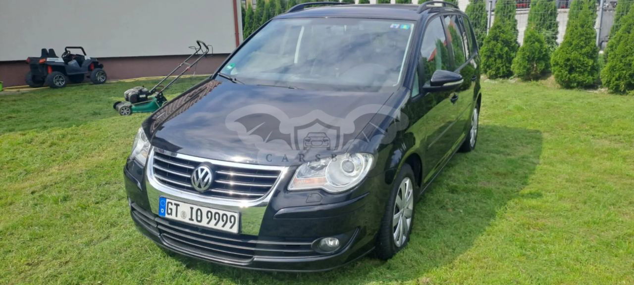 Volkswagen Touran I 2.0 TDI Highline 2009