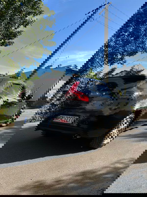 Volvo V40 II D3 Kinetic 2013