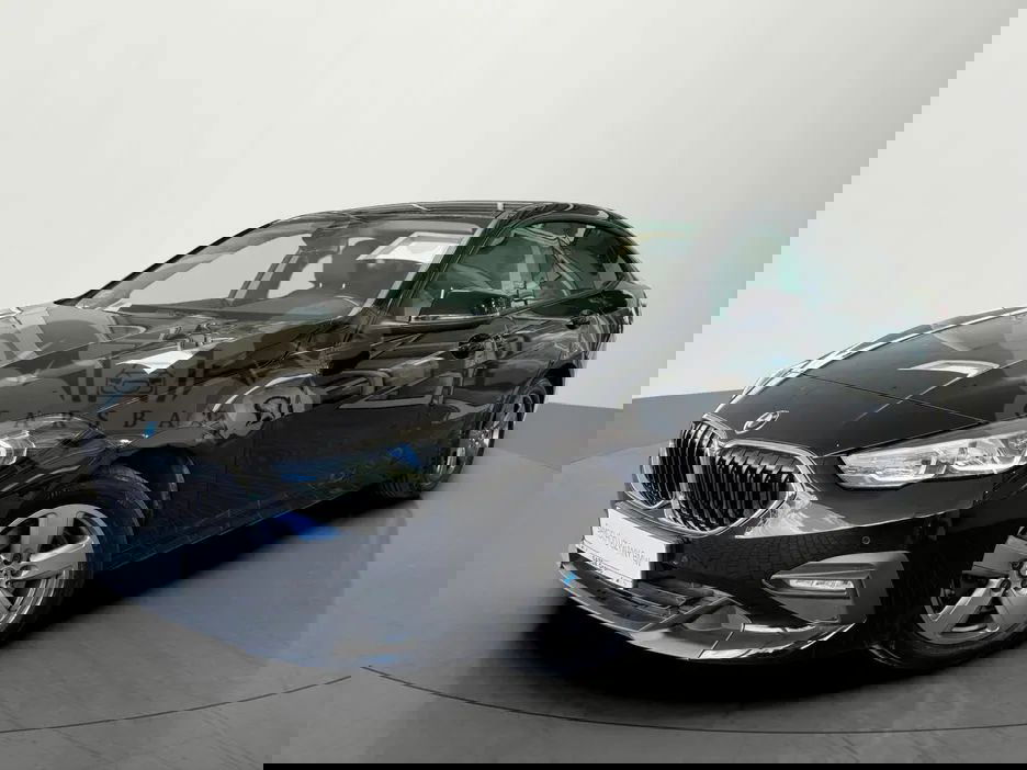 BMW 2 Series 216d Advantage 2022