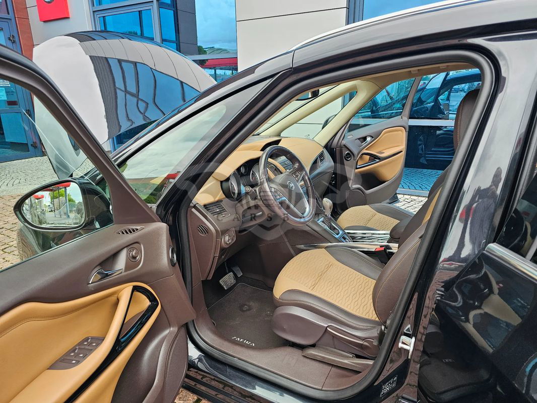 Opel Zafira C Tourer 2.0 CDTI Automatik Business Innovation 2016