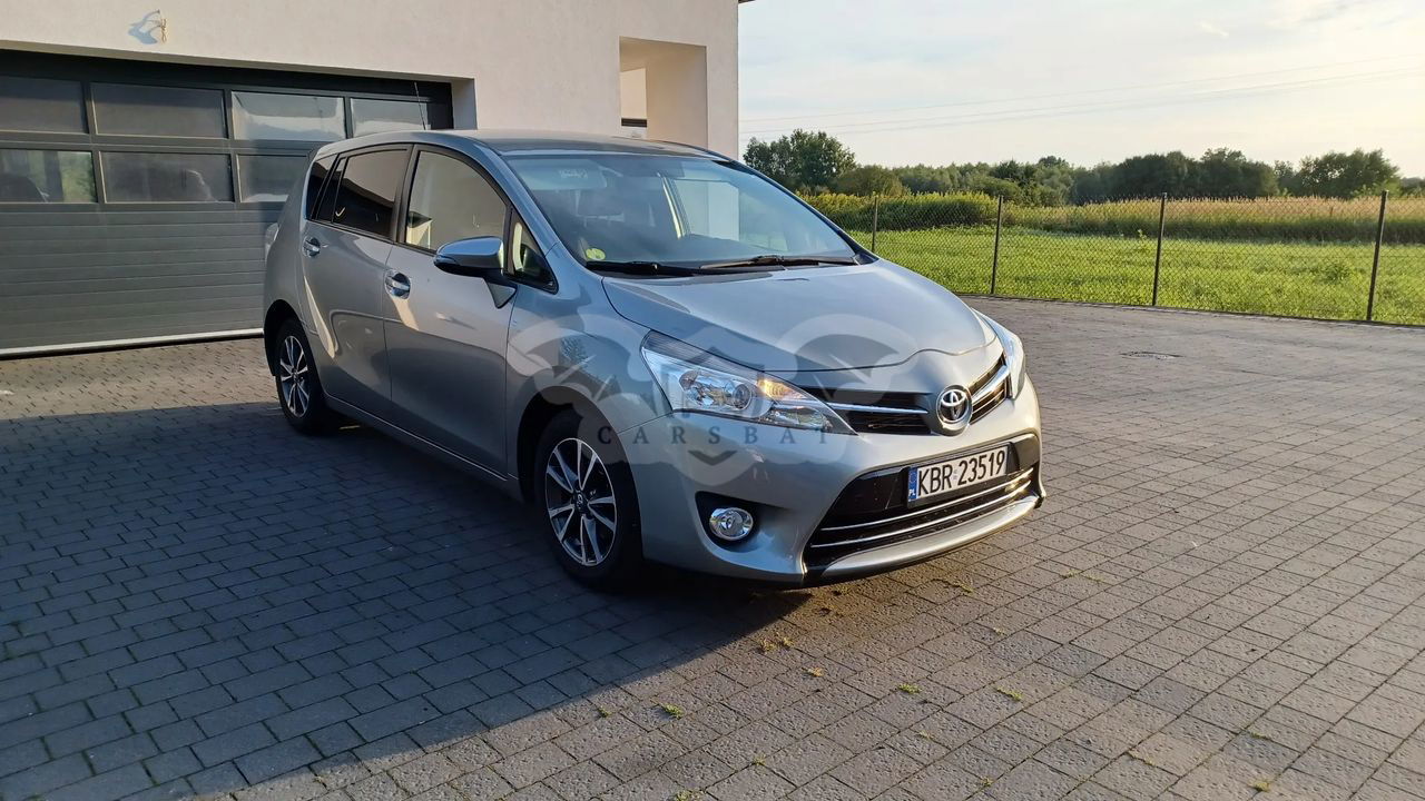 Toyota Verso 2.0 D-4D 5-Sitzer 2013