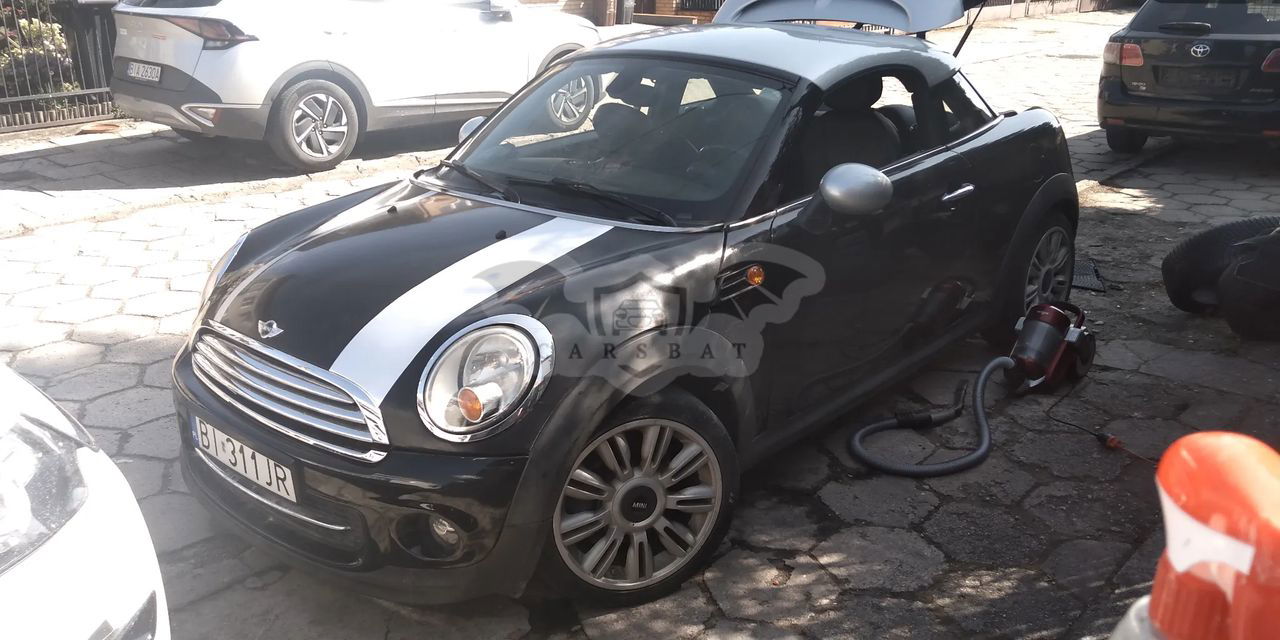 Mini Cooper Coupe 2011