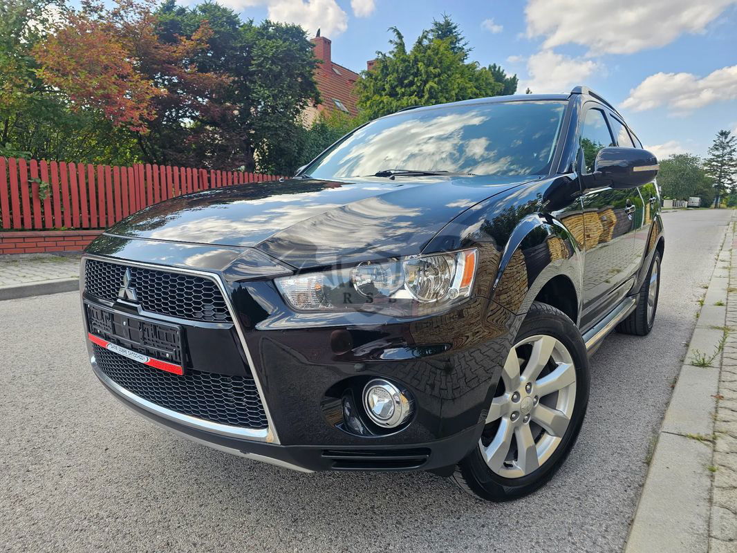Mitsubishi Outlander II 2.2 DI-D 4WD Top 2013