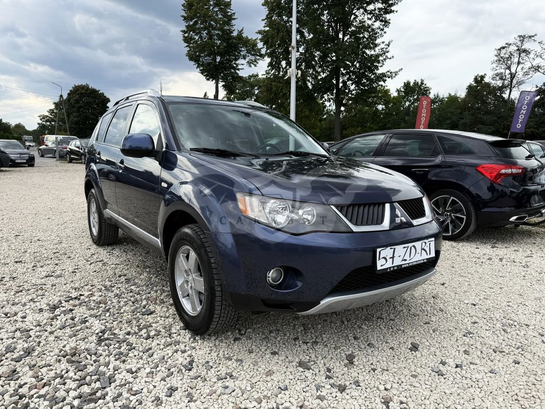 Mitsubishi Outlander II 2.4 Intense + 2008