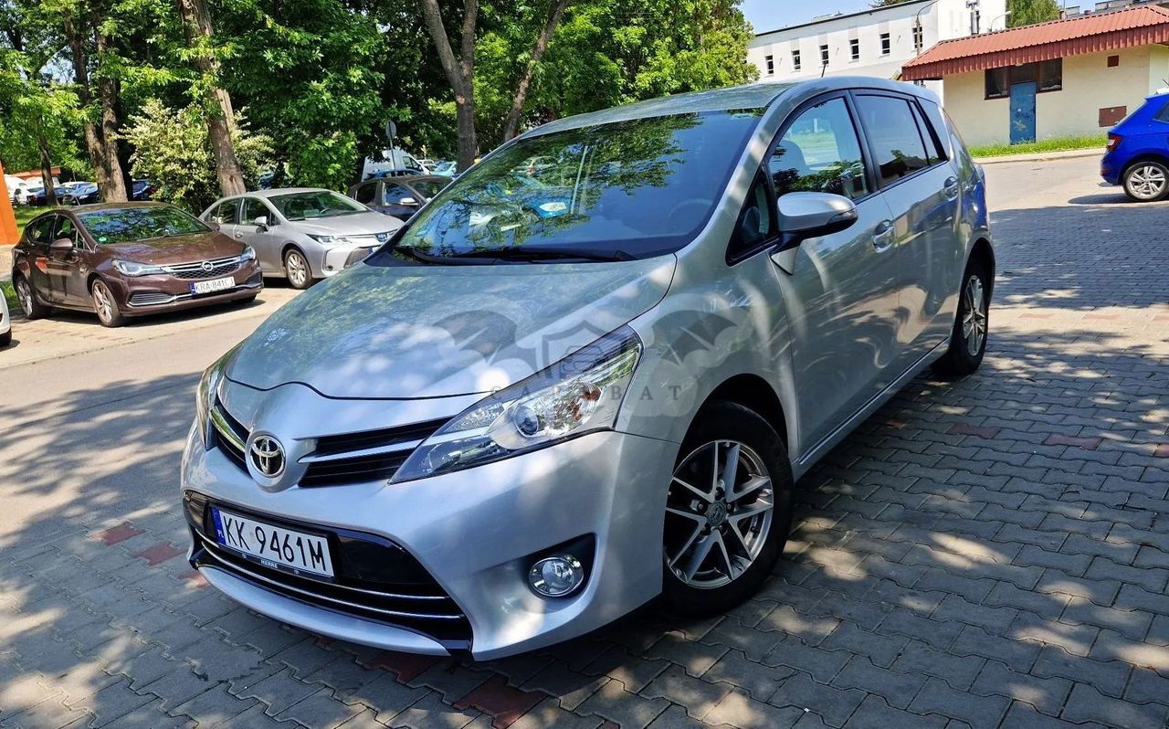 Toyota Verso 1.8 7-Sitzer Comfort 2015