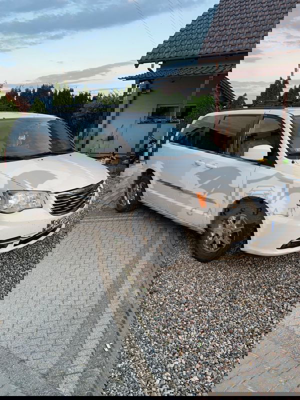 Chrysler Town & Country V 3.6 Touring 2012