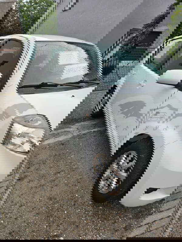 Daihatsu Sirion 2010