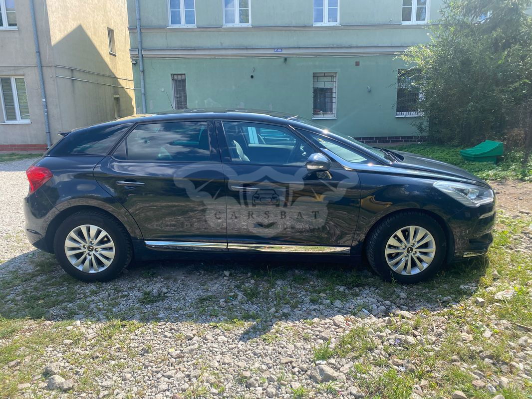 DS DS5 2017