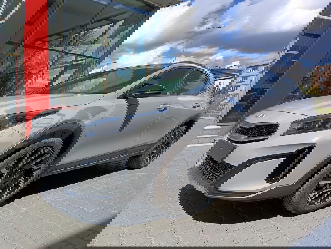 Kia XCeed 1.6 T-GDI Tribute DCT 2025