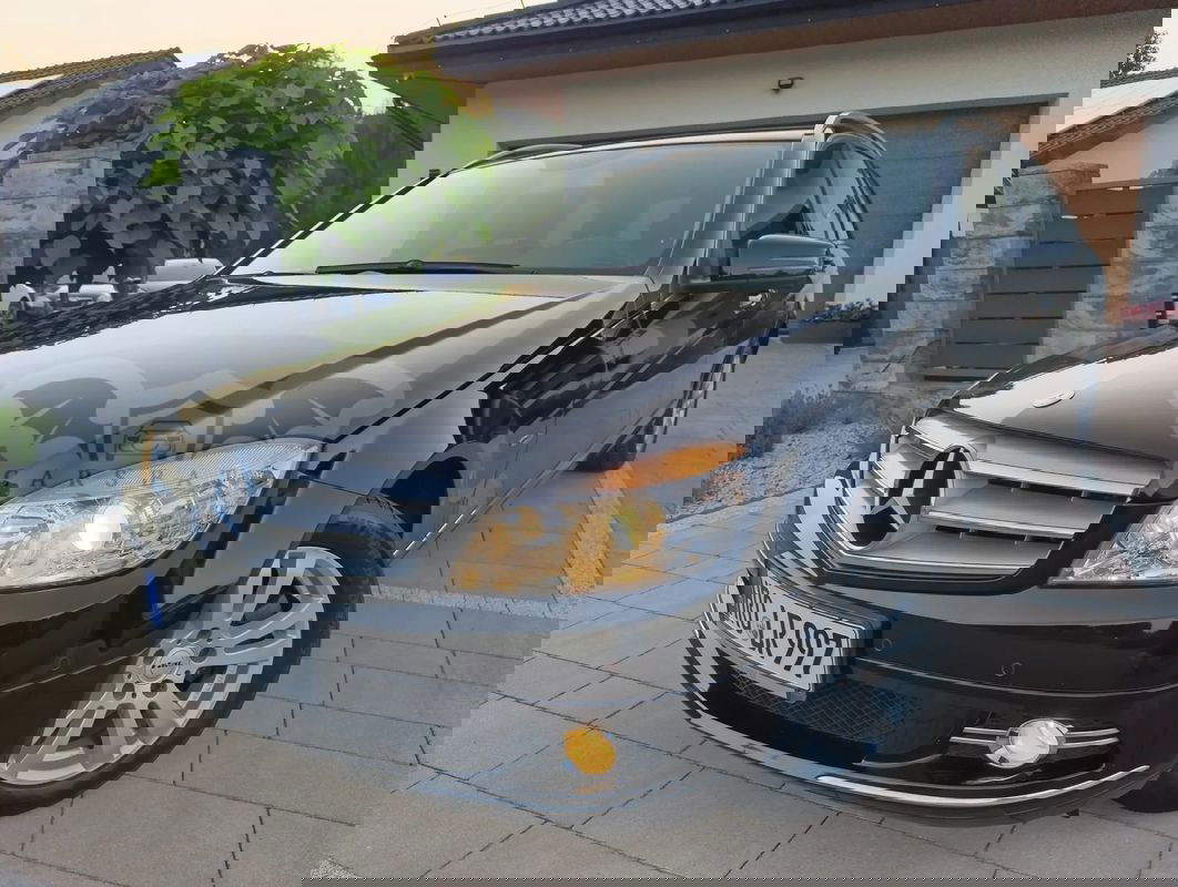 Mercedes-Benz C W204 220 CDI Avantgarde 2008