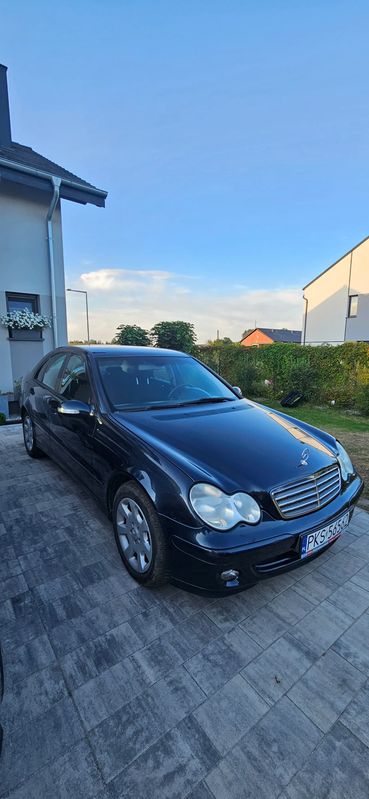 Mercedes-Benz C W203 200 T CDI Avantgarde 2004