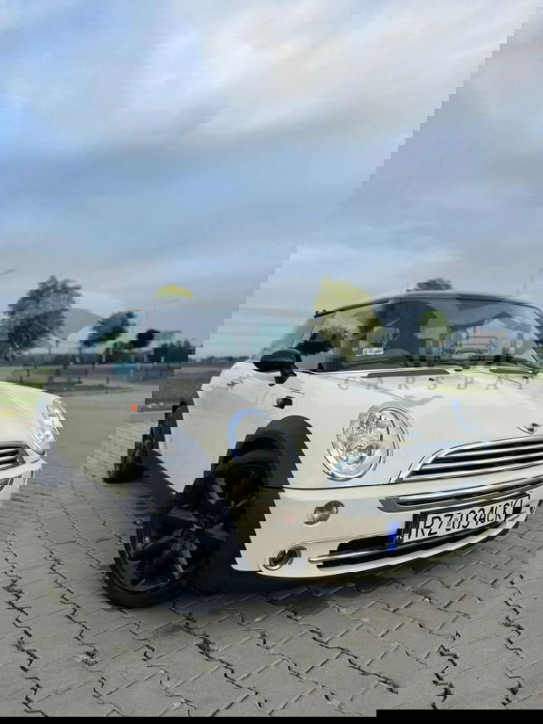 Mini Cooper Standard 2005