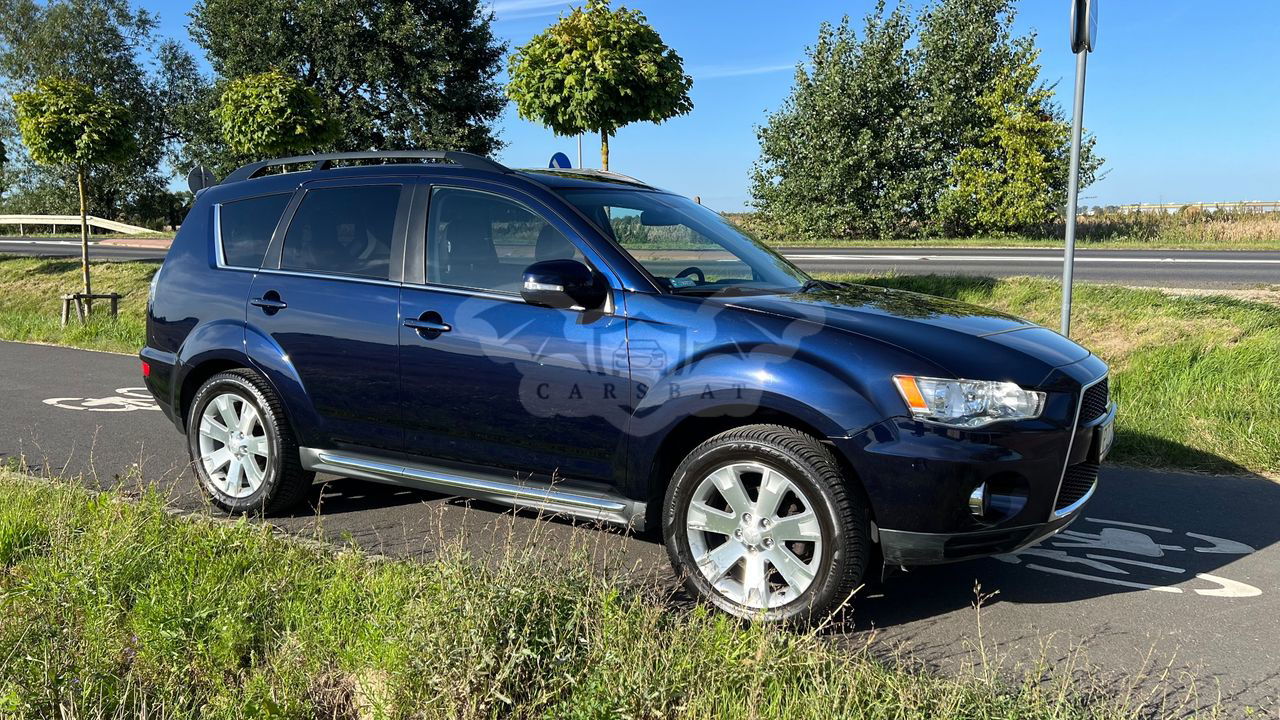 Mitsubishi Outlander II 2.4 Instyle NAVI CVT 2011