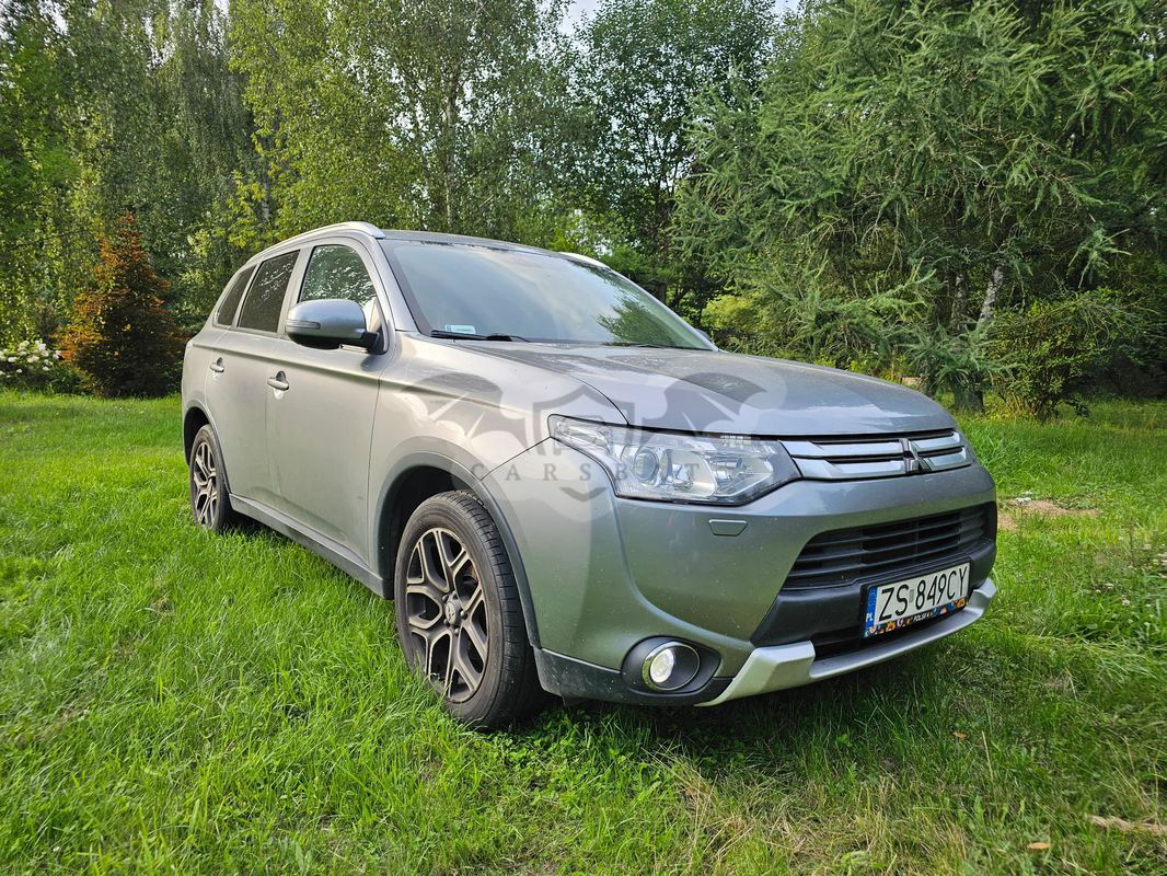 Mitsubishi Outlander III 2.2 DID Intense 2014