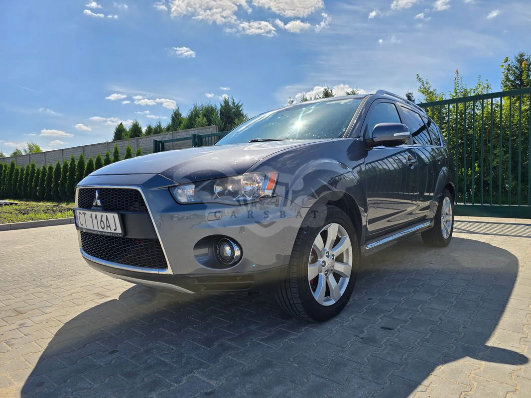 Mitsubishi Outlander II 2.4 4WD CVT Instyle 2010