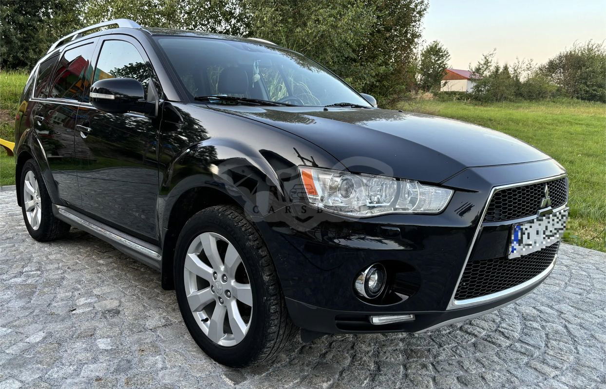 Mitsubishi Outlander II 2.0 DID Intense + 2010