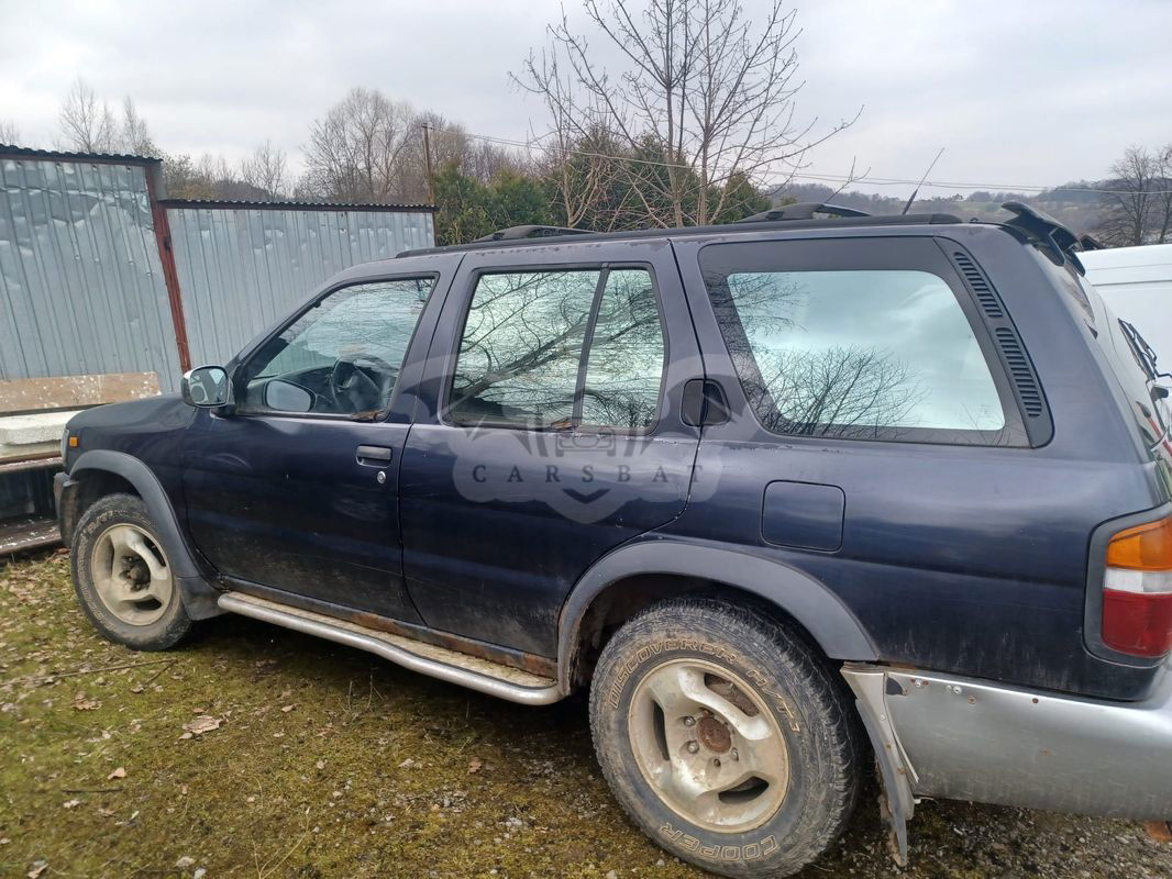 Nissan Pathfinder 3.3 V6 1998