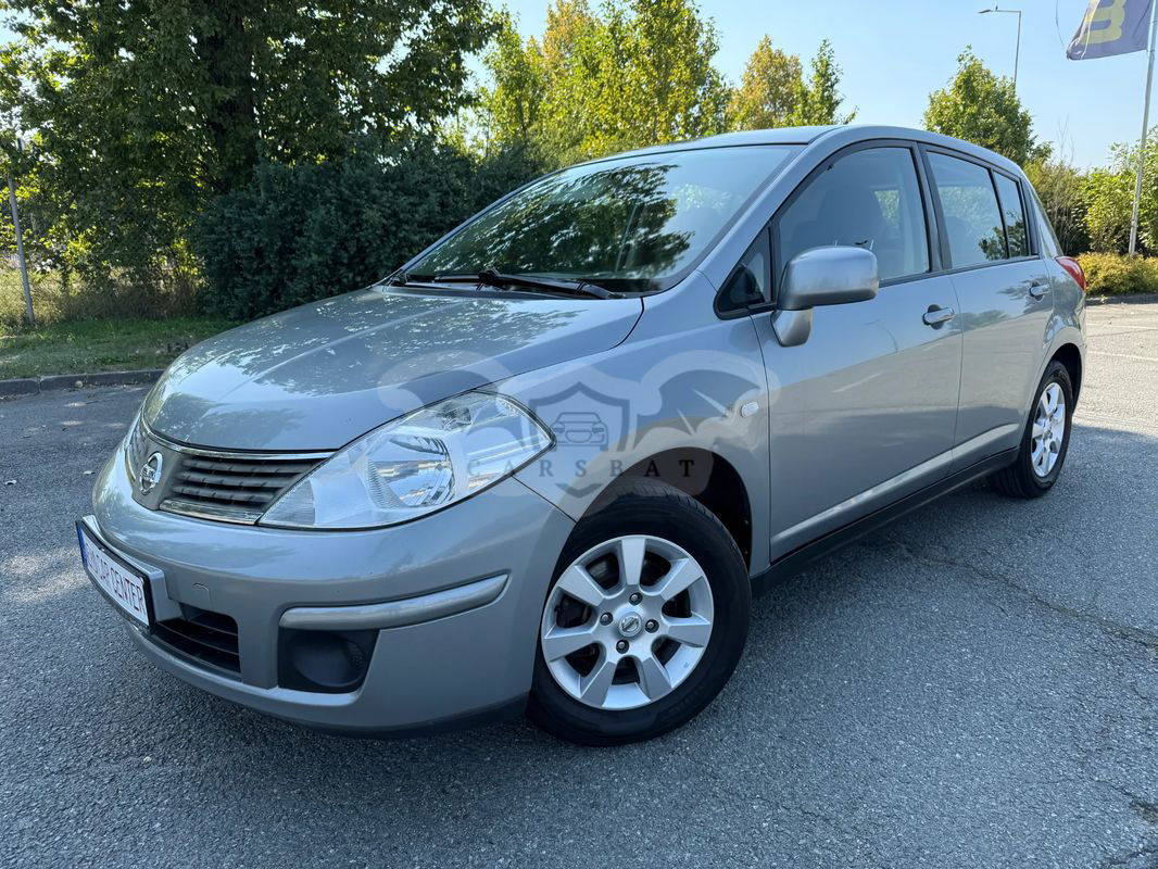 Nissan Tiida 1.6 Tekna 2010