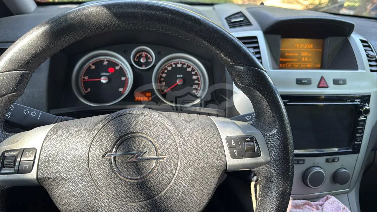 Opel Zafira B 1.9 CDTI Sport 2006