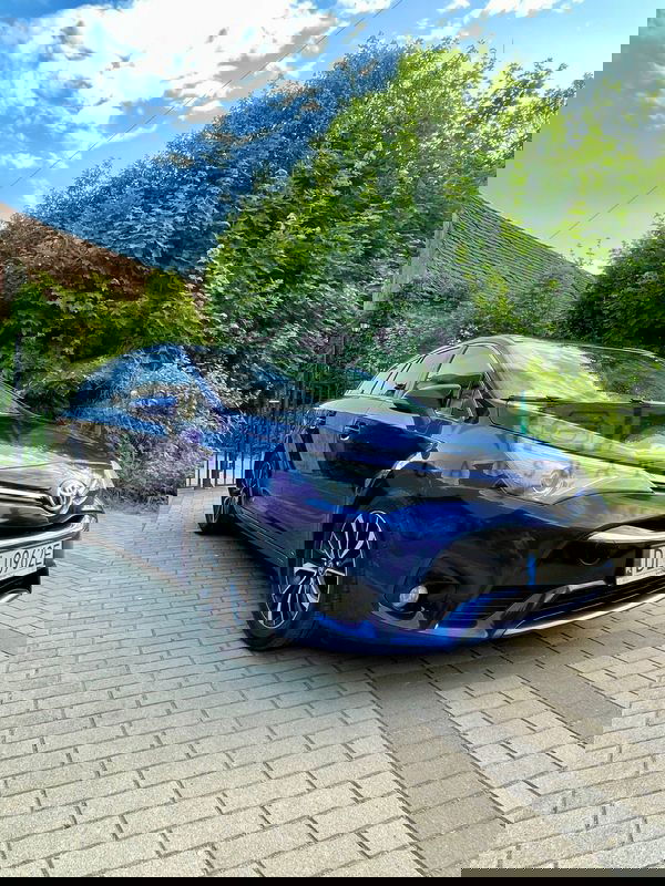 Toyota Avensis III 2.0 D-4D Premium 2018