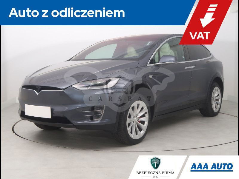 Tesla Model X 2020