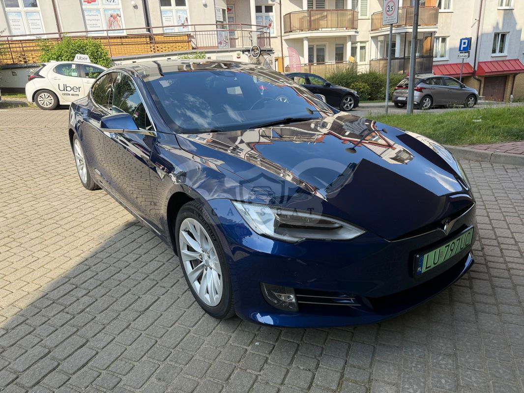 Tesla Model S Performance 2016