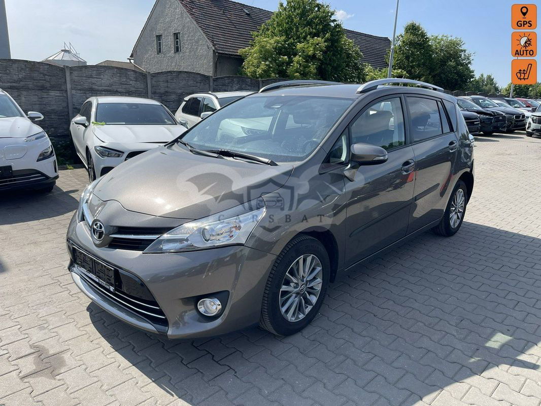 Toyota Verso 1.8 5-Sitzer Life 2017