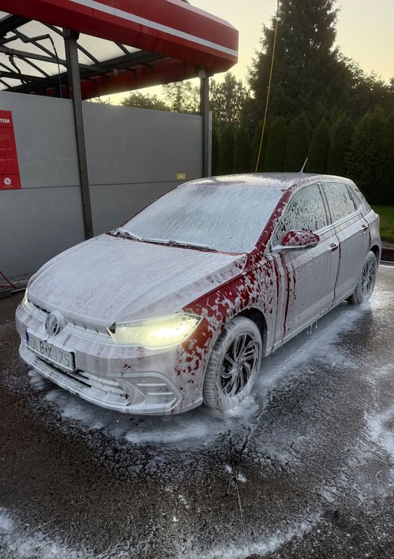 Volkswagen Polo VI 1.0 2023
