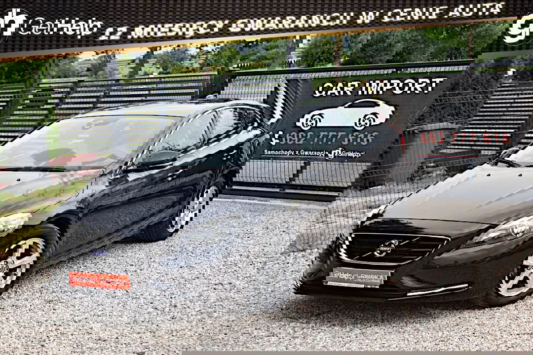Volvo V40 II D2 Momentum 2013