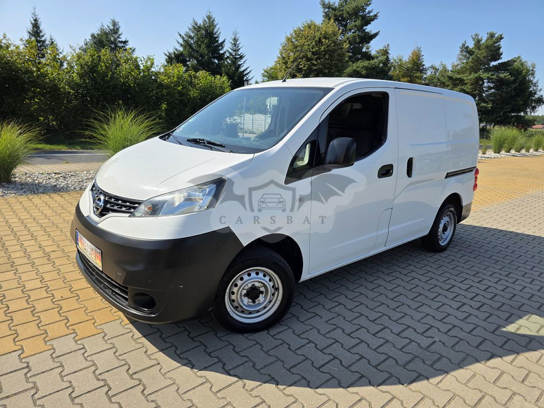Nissan NV200 2010