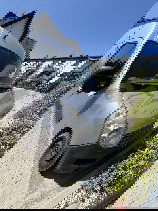 Renault Master 2012