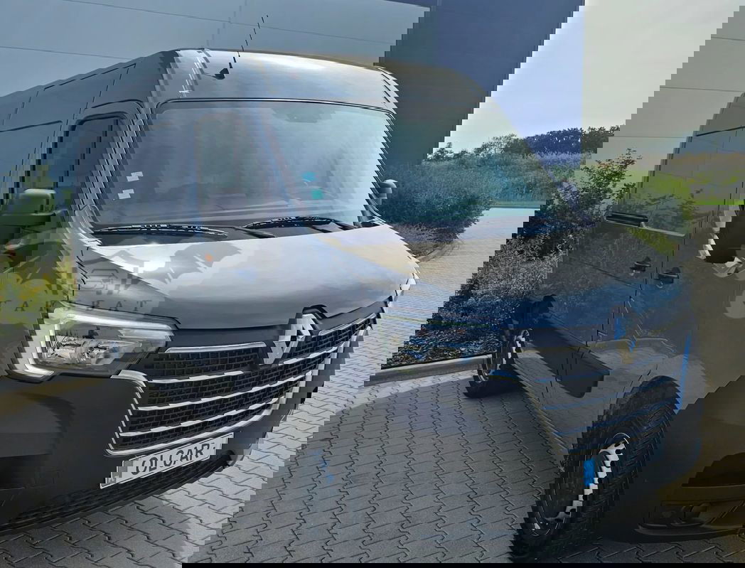 Renault Master 2021