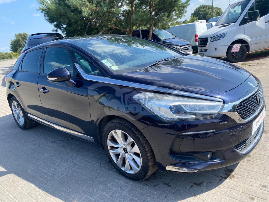 DS DS5 2015